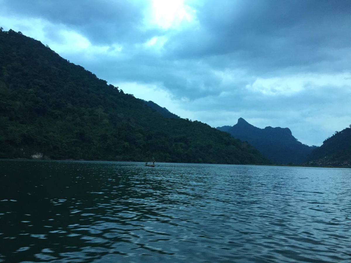 Hoang Quan Homestay Ba Be Экстерьер фото